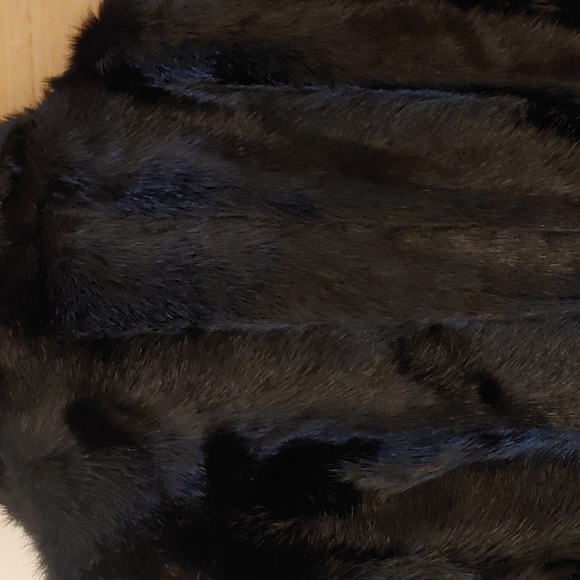 New Black Zara Faux Fur Coat Size Small - Picture 5 of 6